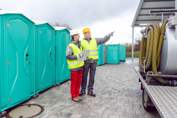 Best Portable Restroom Servicing (Cleaning and Restocking)  in Flatonia, TX